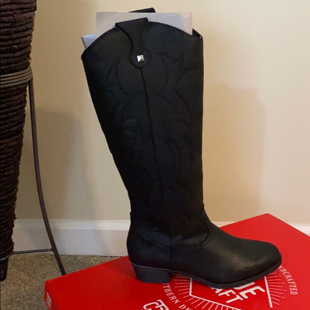 Black knee high boots